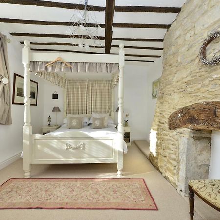 Kemble Cottage Брадфорд на Аэвен Экстерьер фото