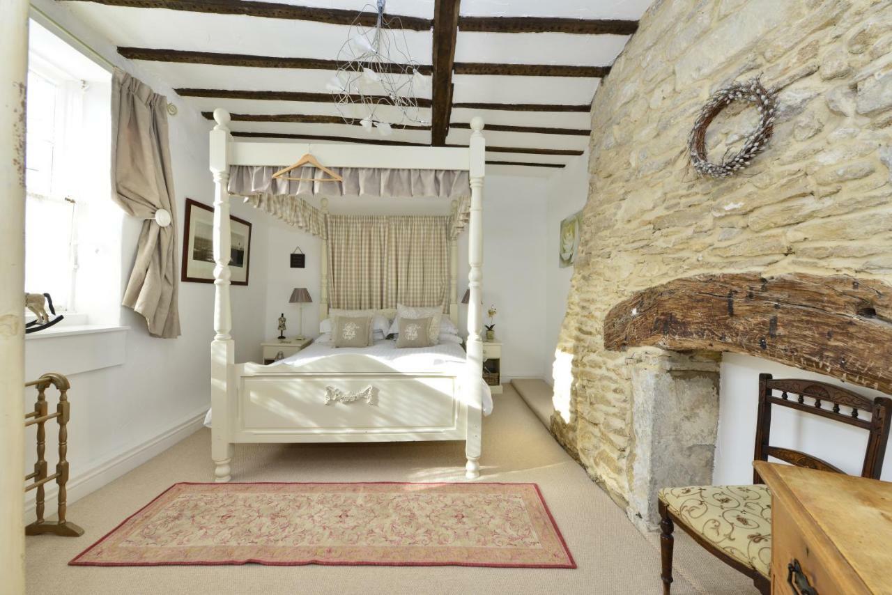Kemble Cottage Брадфорд на Аэвен Экстерьер фото